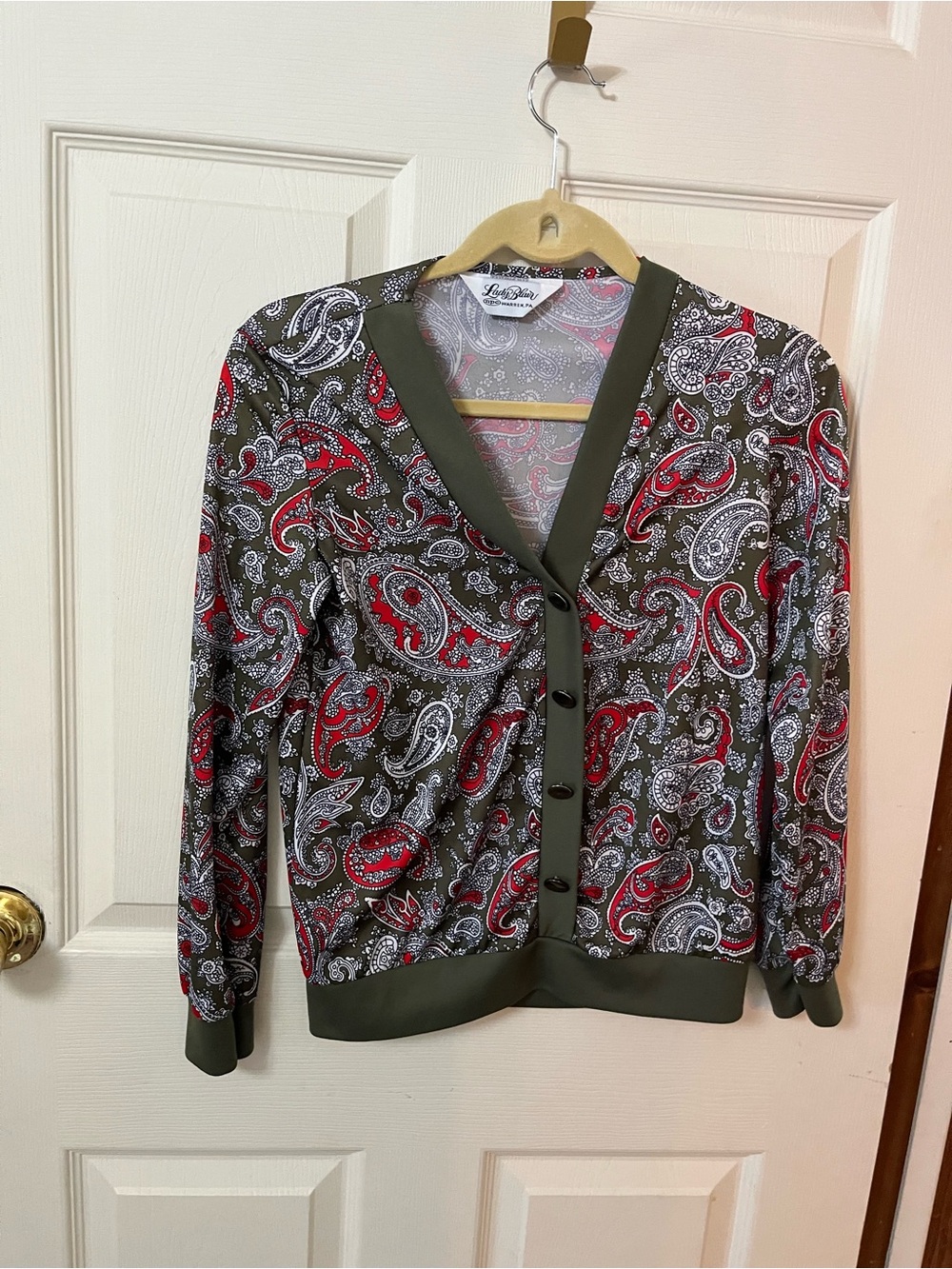 Vintage 1960s Paisley lightweight V-Neck Cardigan Sweater